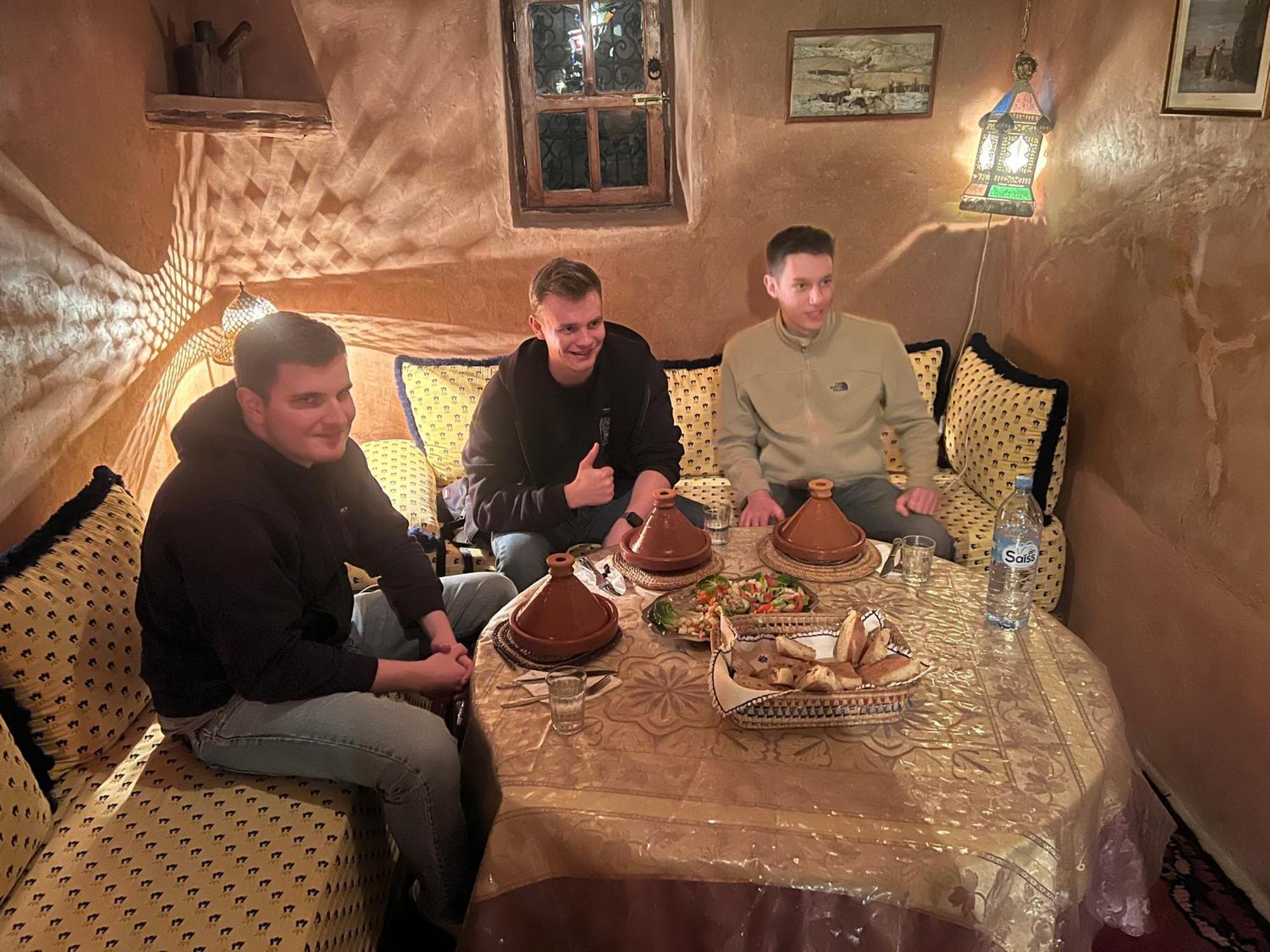 Kasbah Tigmi El Janoub Hotel Ajt Benhaddu Kültér fotó