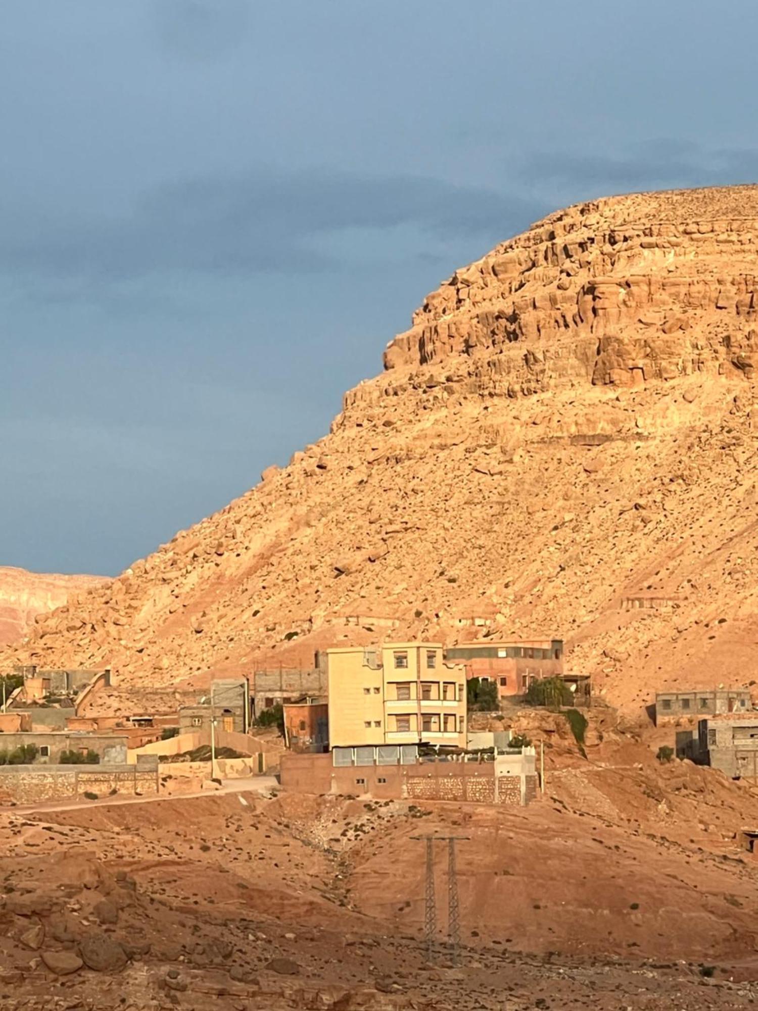 Kasbah Tigmi El Janoub Hotel Ajt Benhaddu Kültér fotó