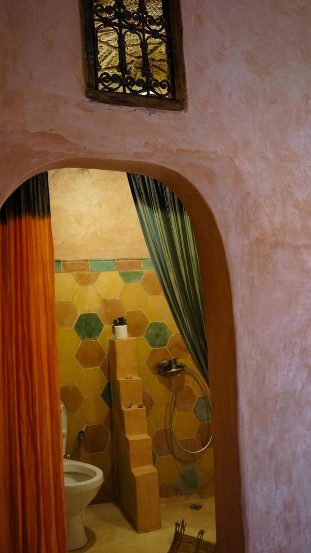 Kasbah Tigmi El Janoub Hotel Ajt Benhaddu Kültér fotó